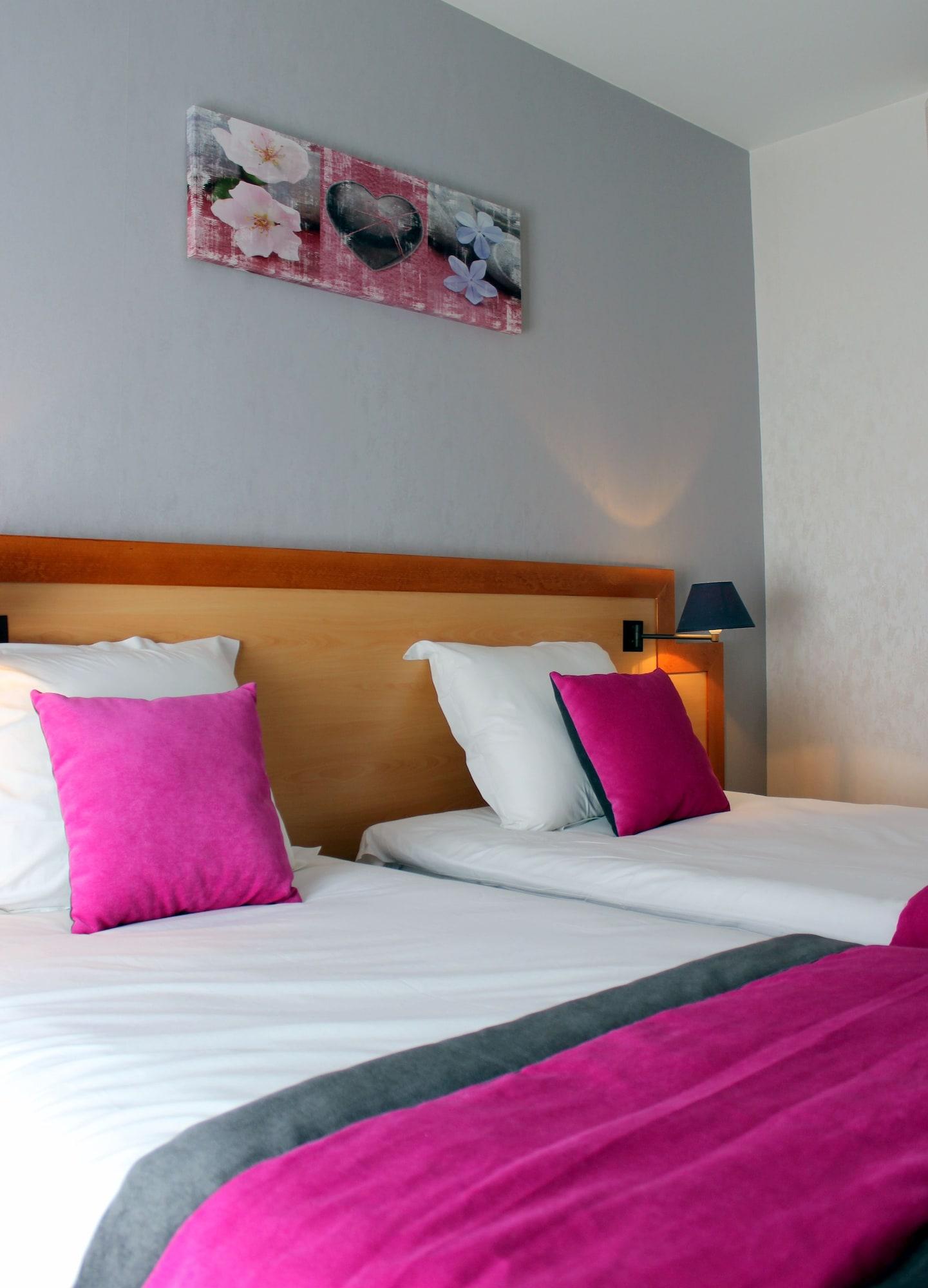 Hotel Du Chemin Vert Париж Екстериор снимка